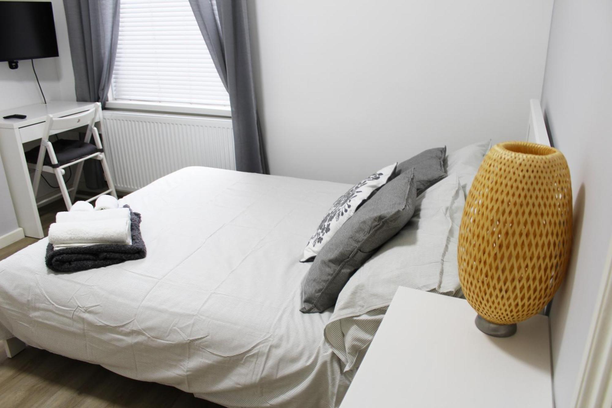 Modern Ground Floor Flat - 15 Min To Central London Apartment ภายนอก รูปภาพ