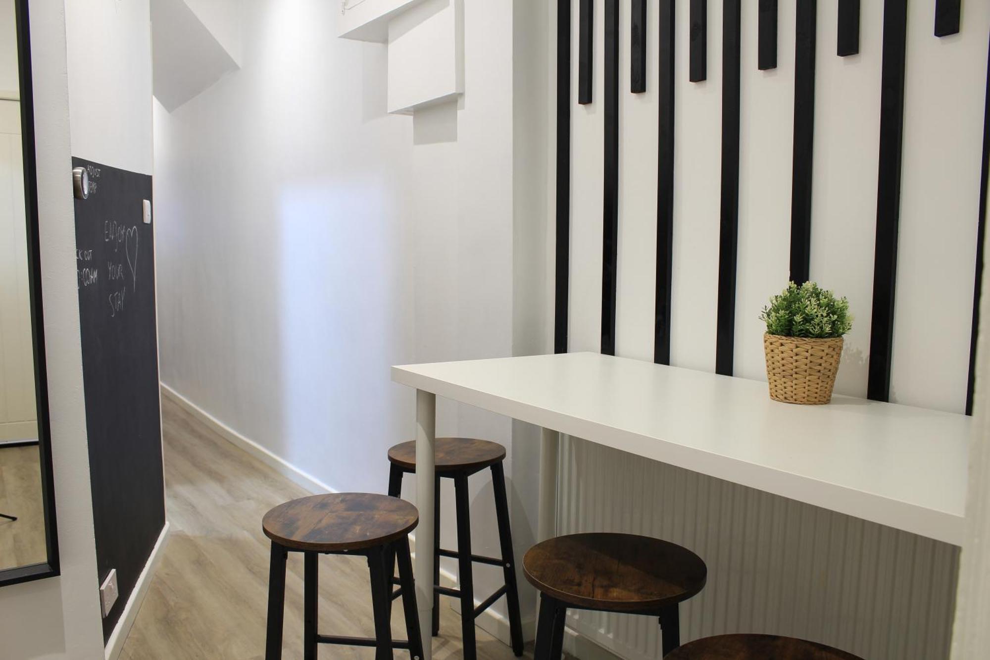 Modern Ground Floor Flat - 15 Min To Central London Apartment ภายนอก รูปภาพ